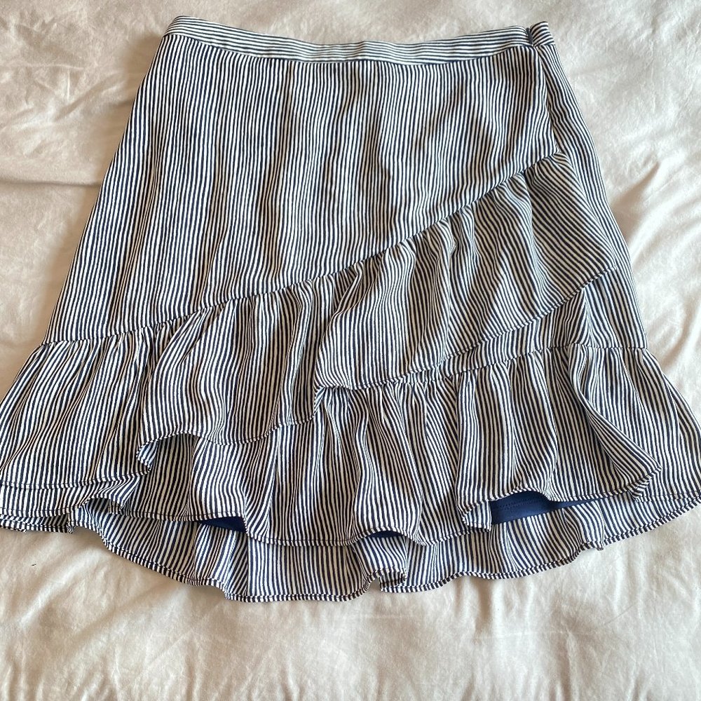 Banana Republic Skirt Navy Off White Striped Ruffle Line Asymmetric Size 4